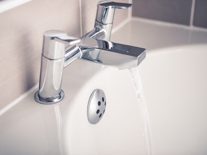 Bath taps running water